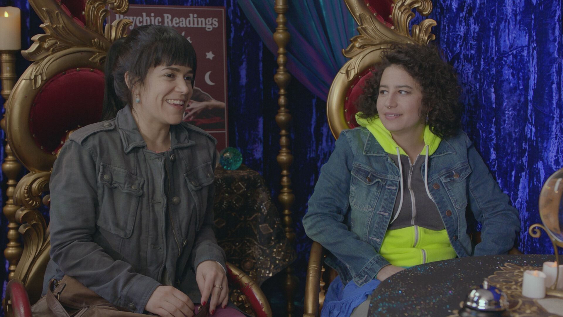 bc 401 psychiccreditcomedycentral Broad City Navigates a Precarious Political Reality in Season Four