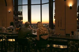 71 bar view rt Best Bars To Go For A First Date In Los Angeles