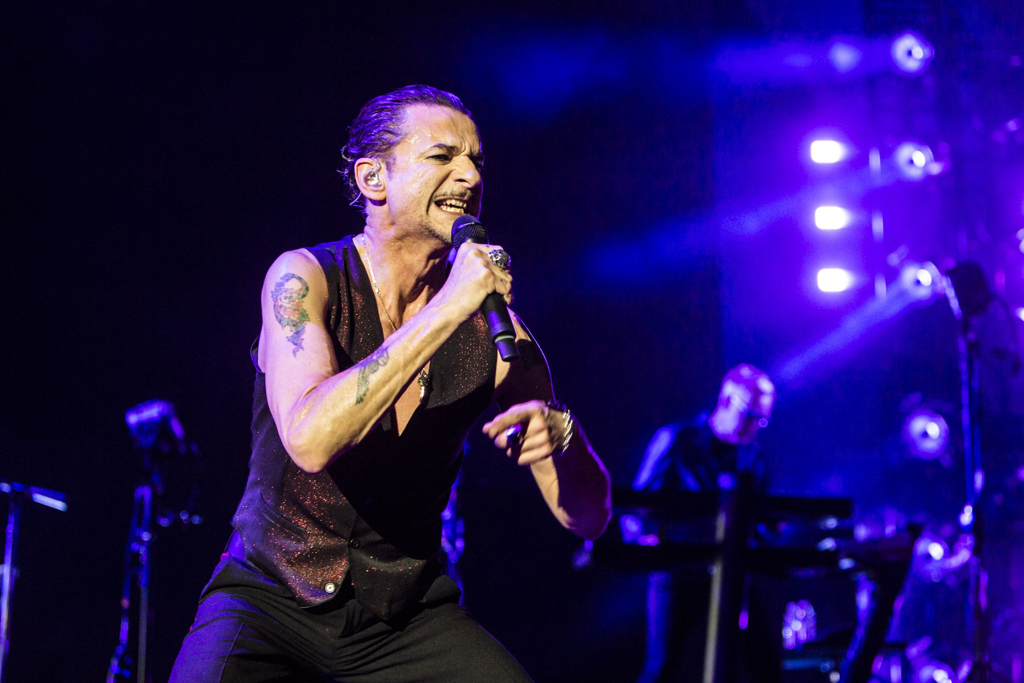 depeche mode 25 Live Review: Depeche Mode at the Hollywood Bowl (10/12)