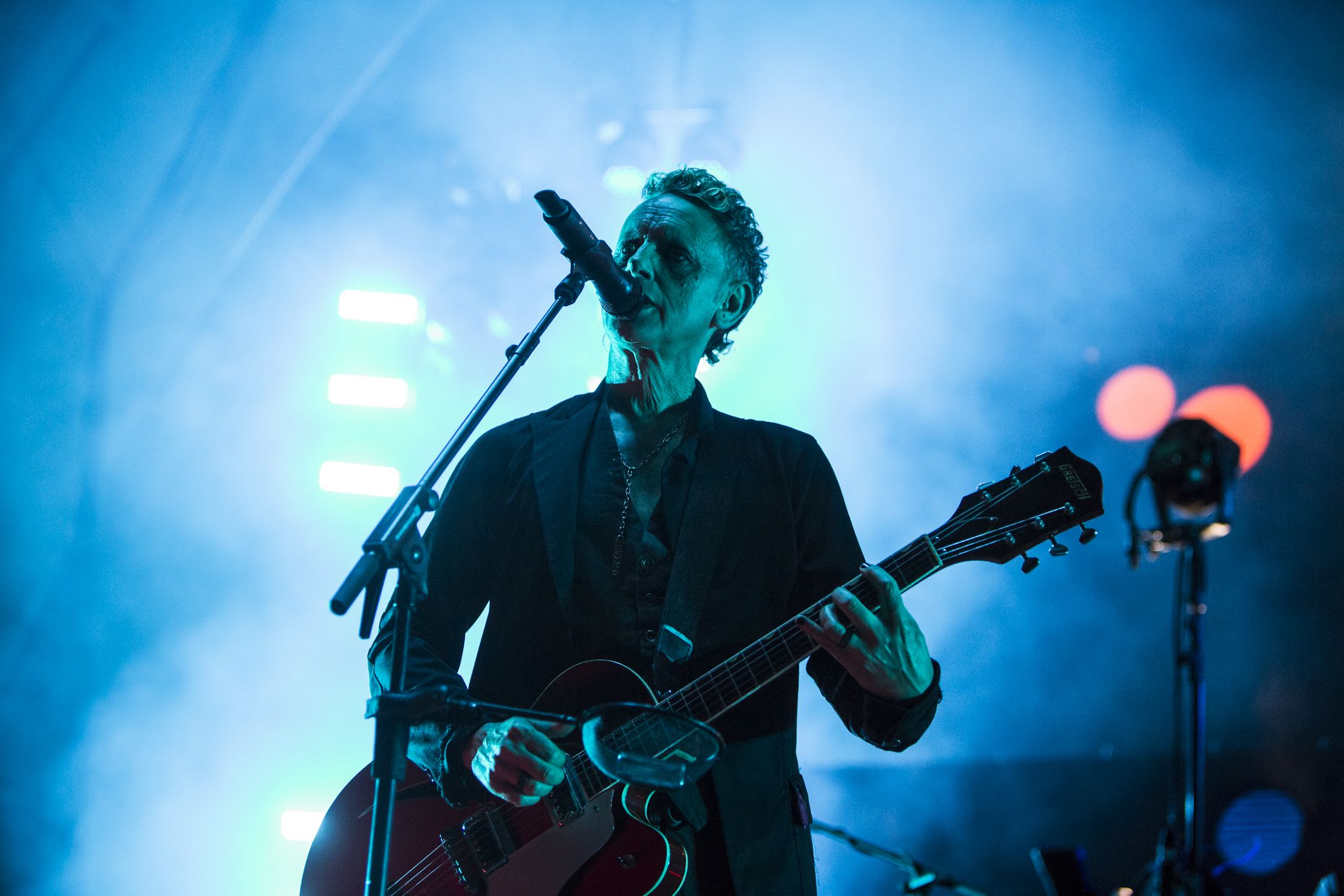 depeche mode 9 Live Review: Depeche Mode at the Hollywood Bowl (10/12)