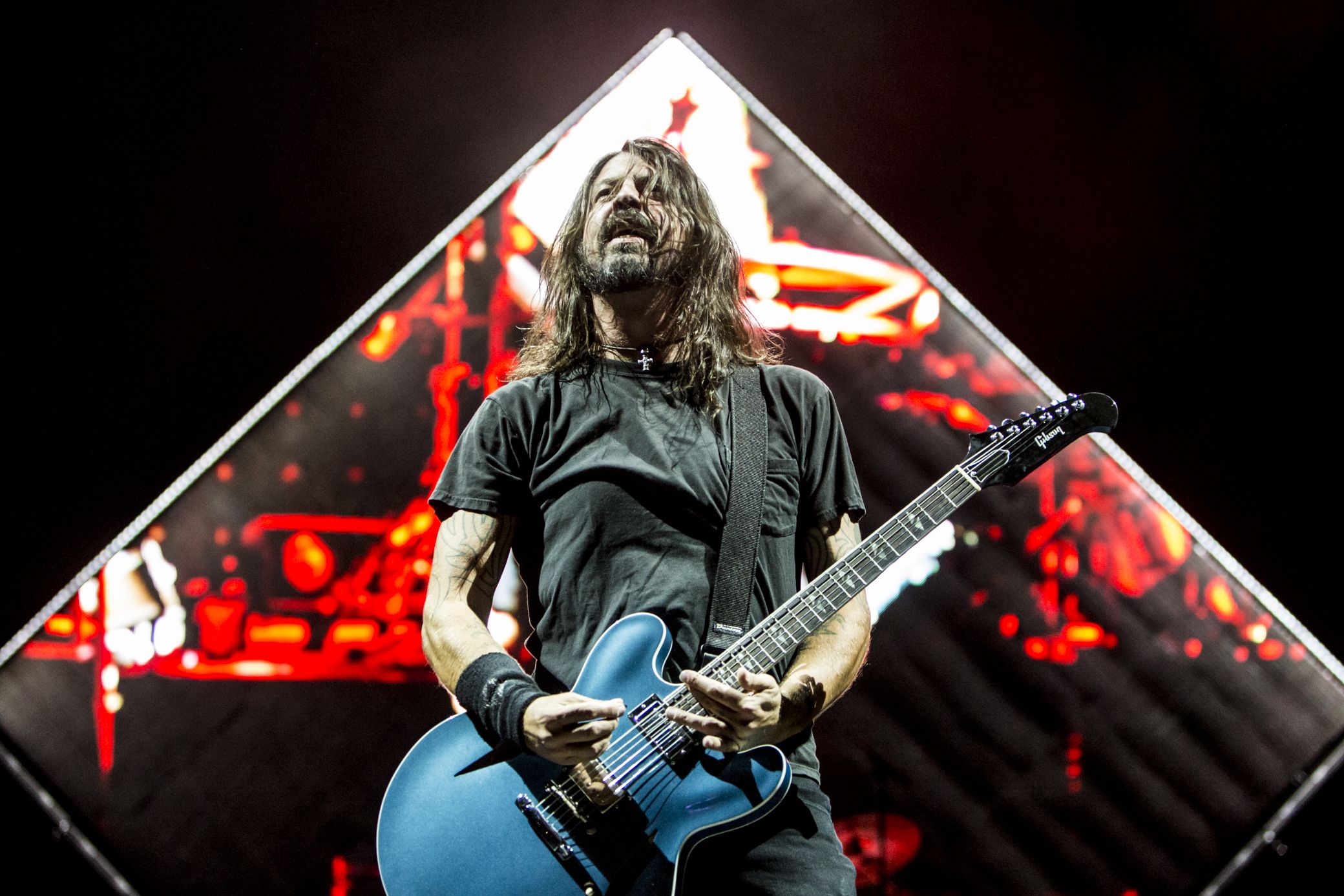 foo fighters 12 Cal Jam Offered Everything Youd Want From Dave Grohl