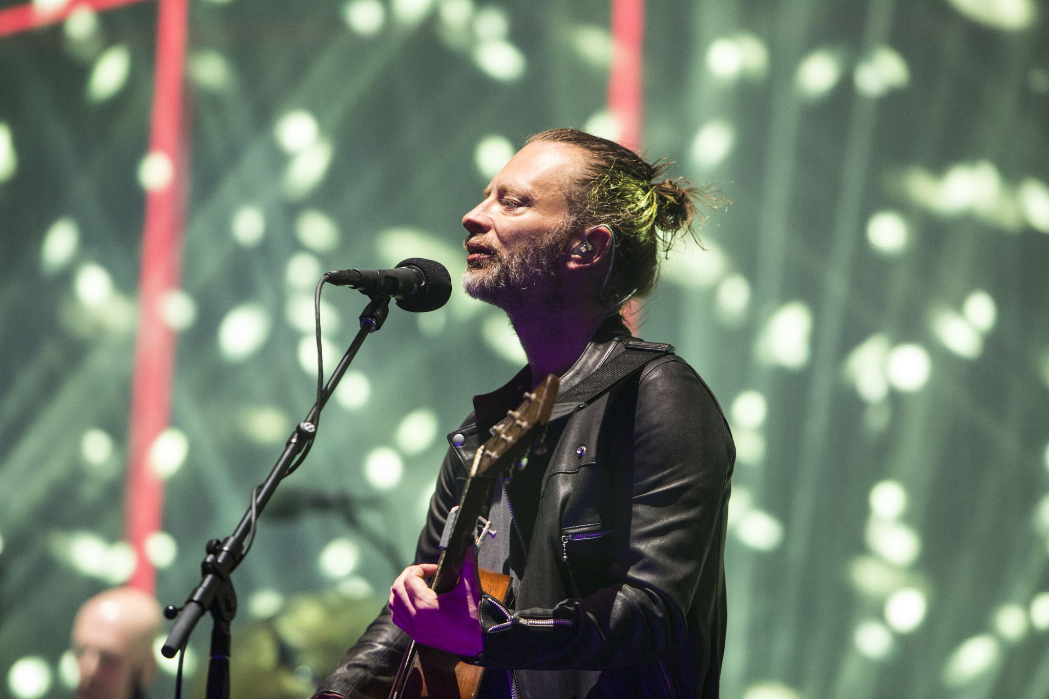 radiohead 4 Coachella Review: Radiohead Triumphs Over Horrific Technical Issues, Plays Creep