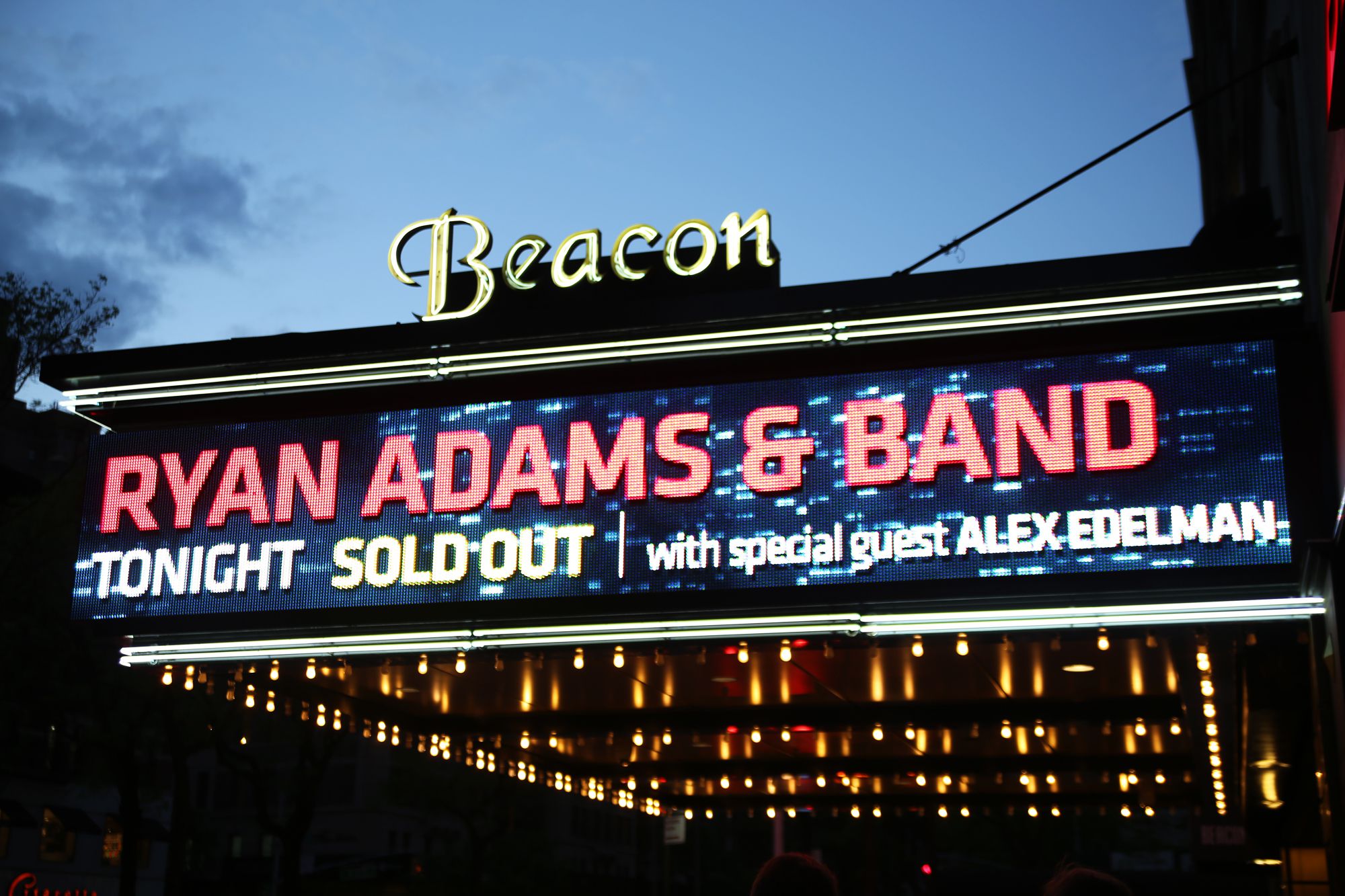 ryan adams killian young 2 Live Review: Ryan Adams at New Yorks Beacon Theatre (5/2)