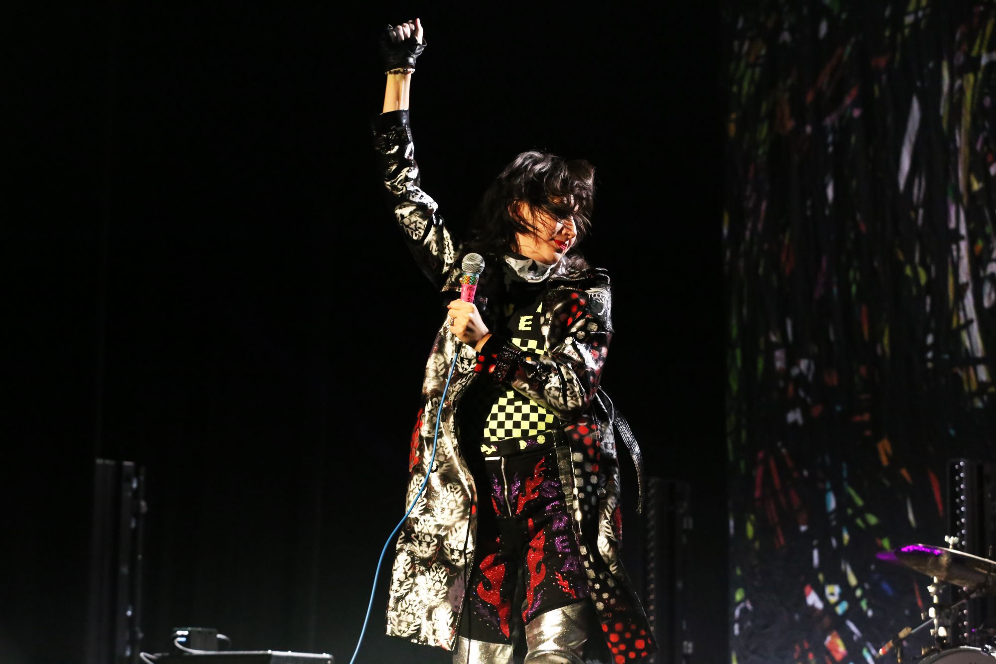 yeah yeah yeahs killian young 14 Live Review: Yeah Yeahs Yeahs Return to NYC for First Hometown Show in Four Years (11/7)